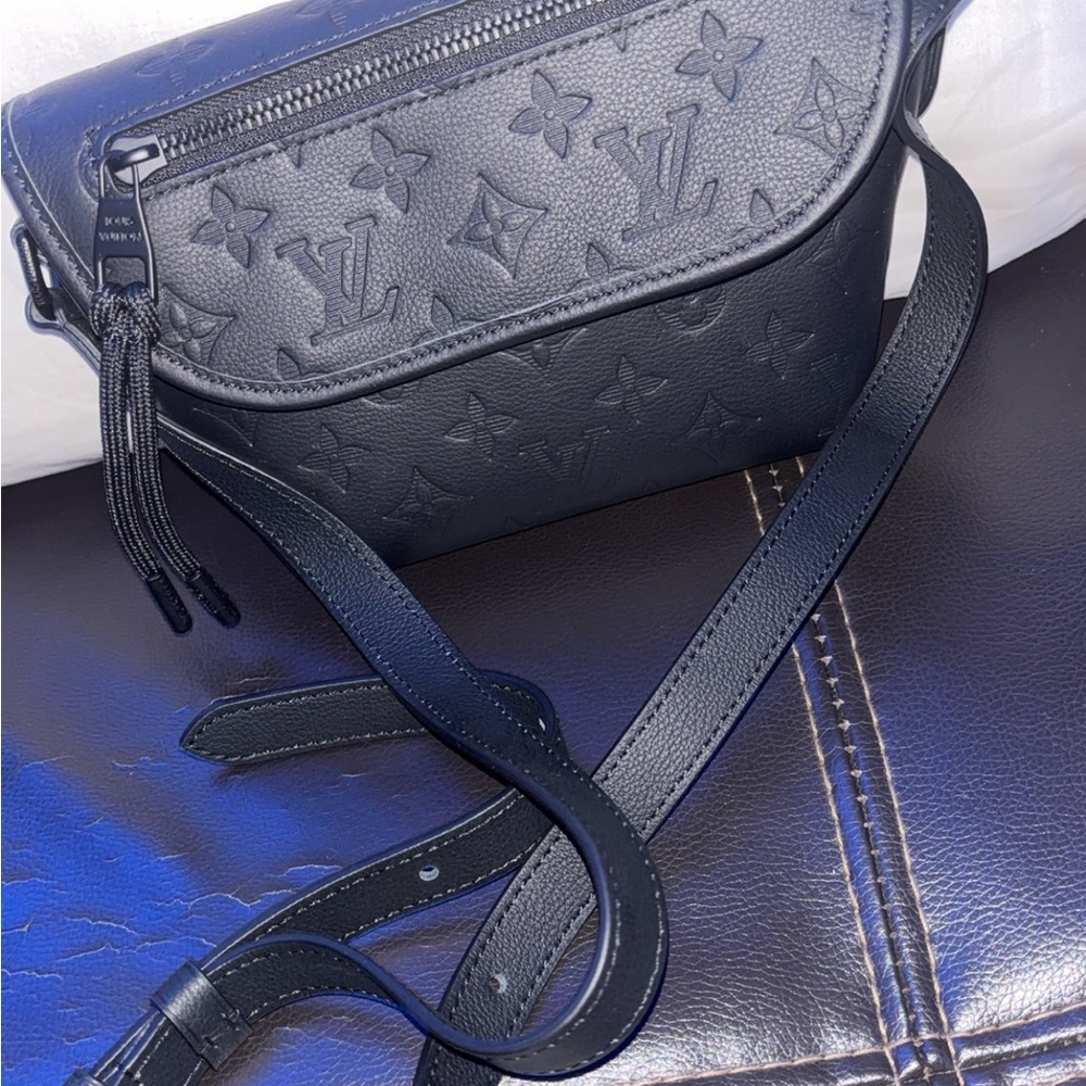 Louis Vuitton Black Women's Bag
